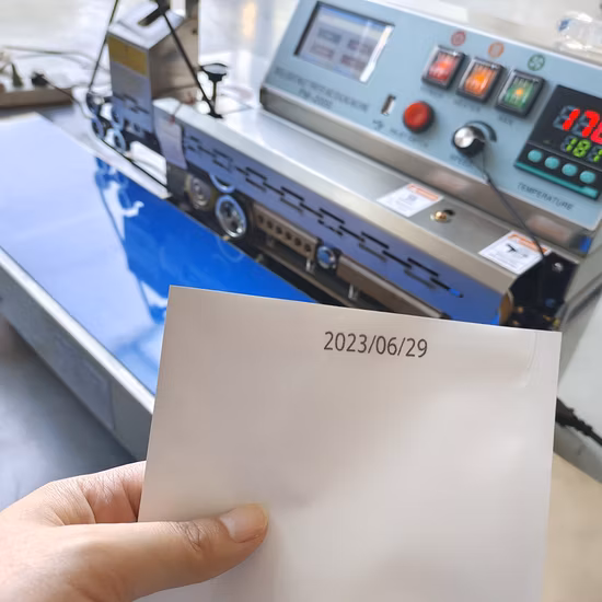 自動リニアタイプランチファーストフード豆腐ボックスコンテナトレイシーラーキャットフードアルミボックスヒートシール機